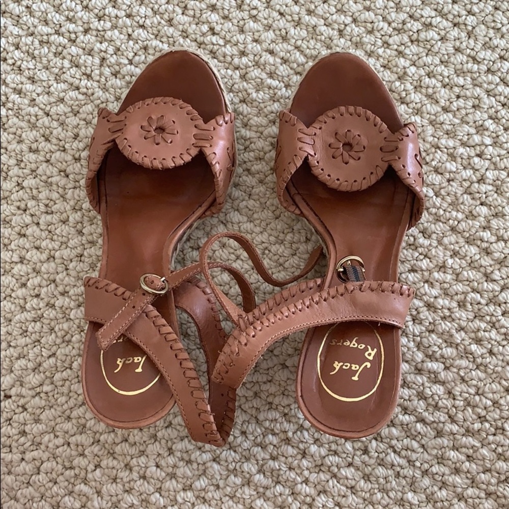 Jack Rogers tan wedges